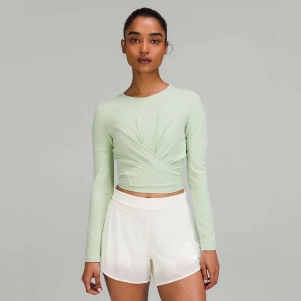 Lululemon Athletica Light Green Long Sleeve Tee